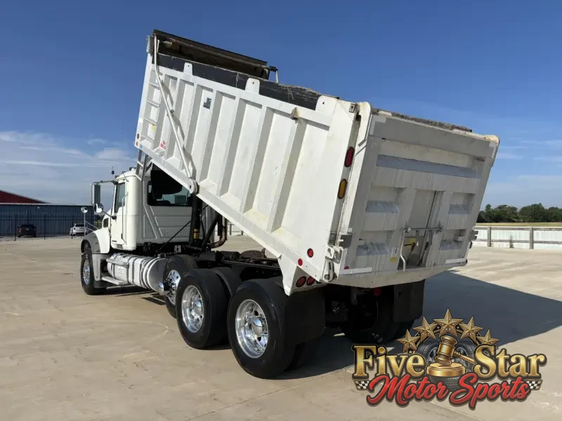 2013 Mack Granite GU713 Dump Truck photo 13