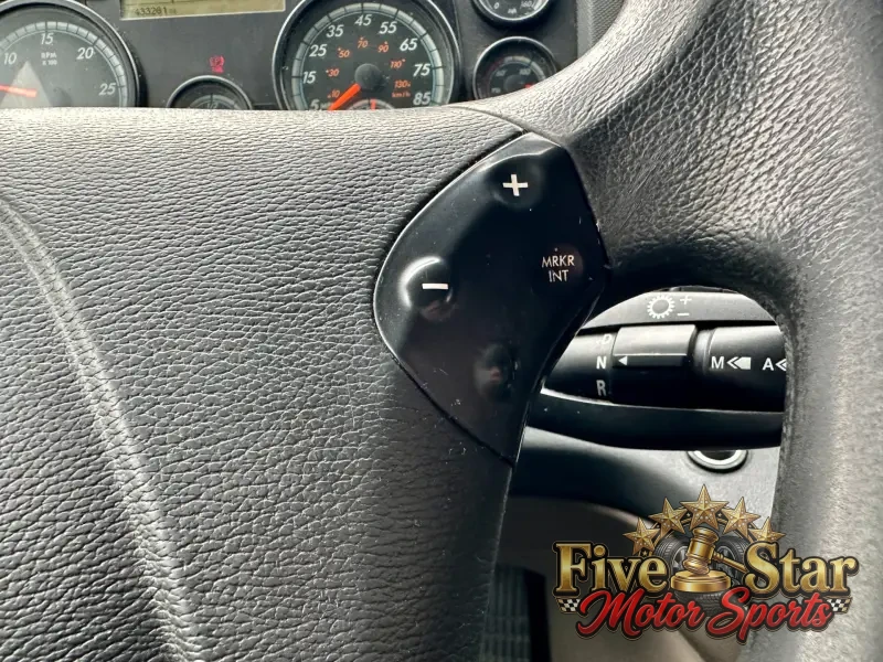 2018 Freightliner Cascadia 125 Evolution Sleeper photo 39