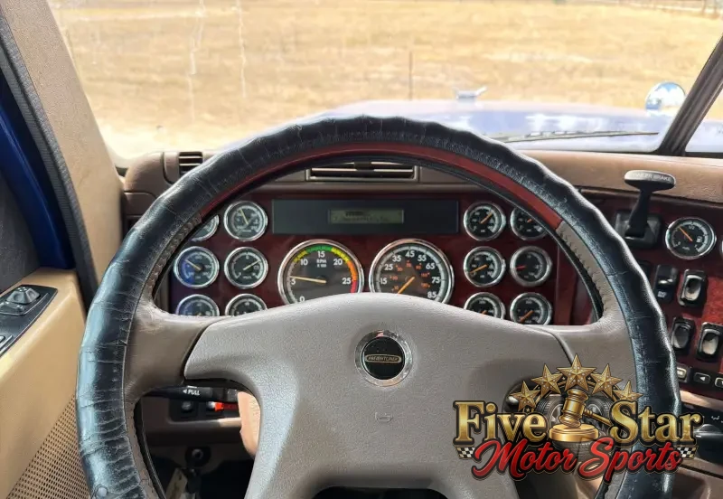 2020 Freightliner Coronado glider kit photo 39