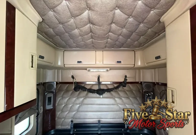 2020 Freightliner Coronado glider kit photo 52