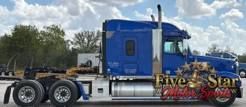 2020 Freightliner Coronado glider kit photo 4