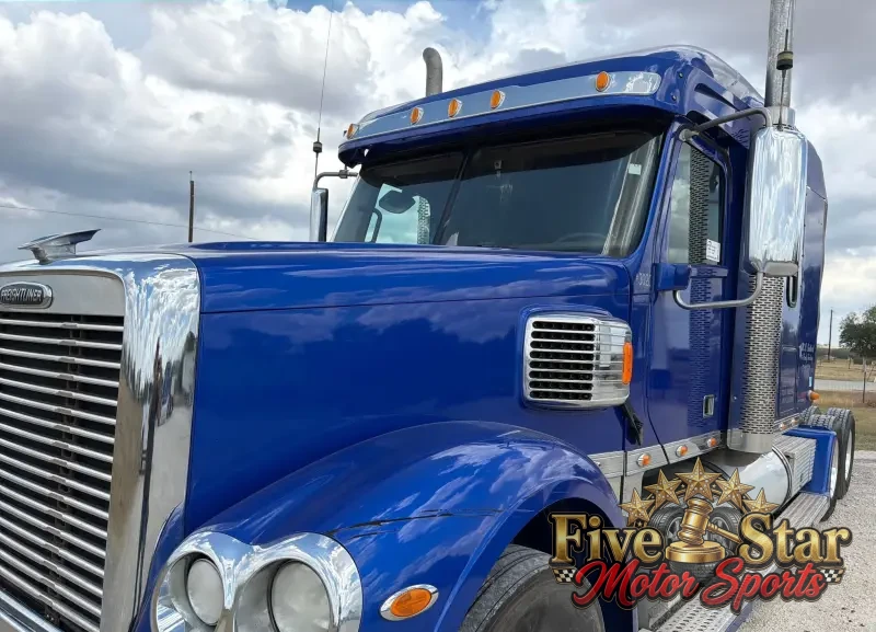 2020 Freightliner Coronado glider kit photo 11