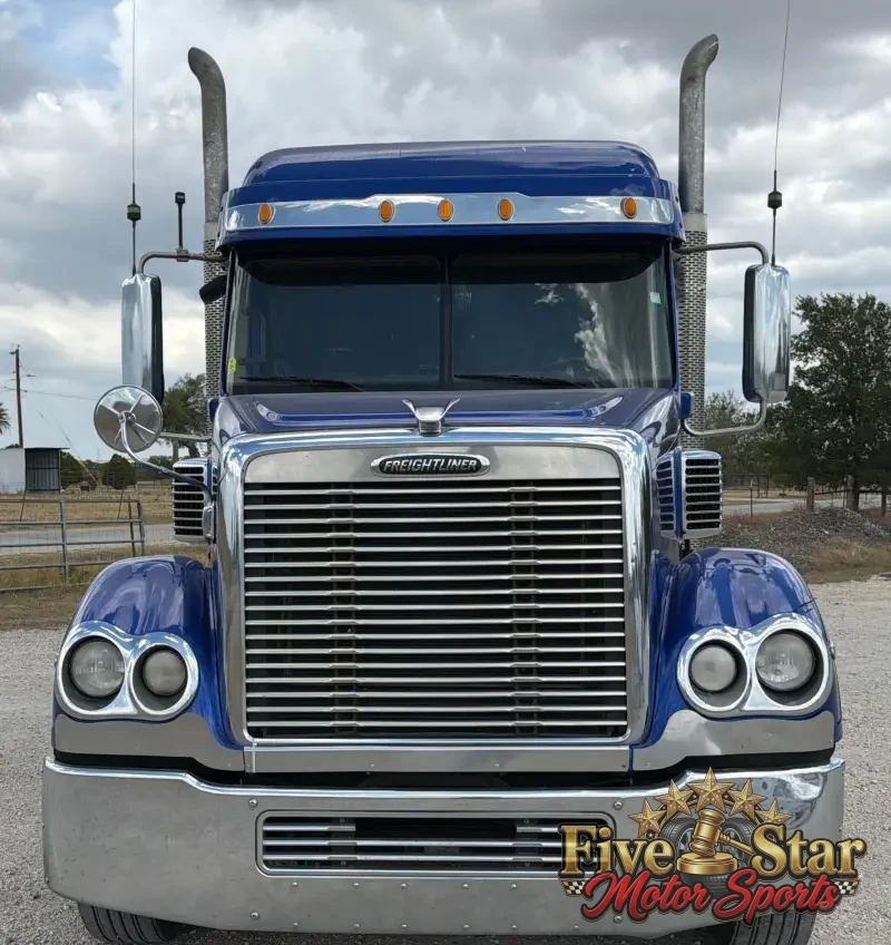 2020 Freightliner Coronado glider kit photo 2