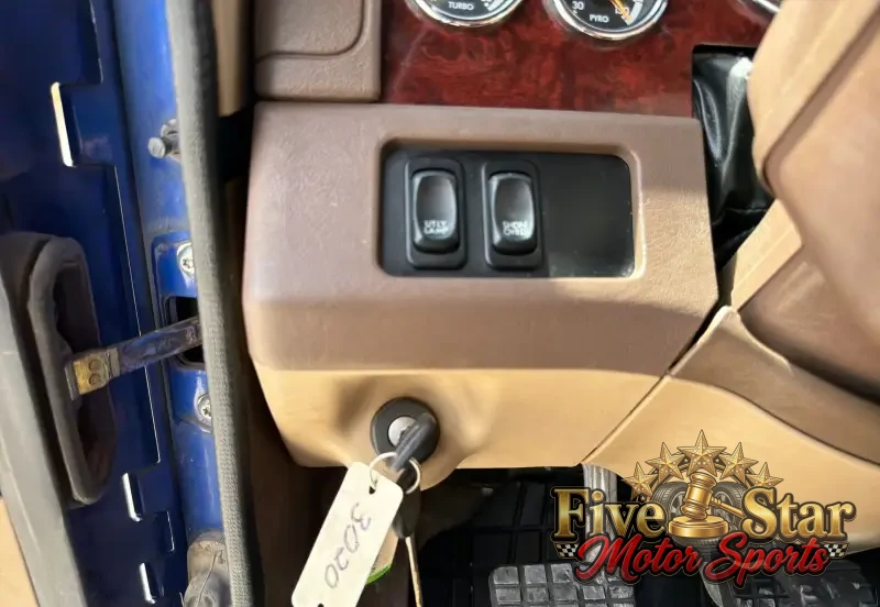 2020 Freightliner Coronado glider kit photo 38