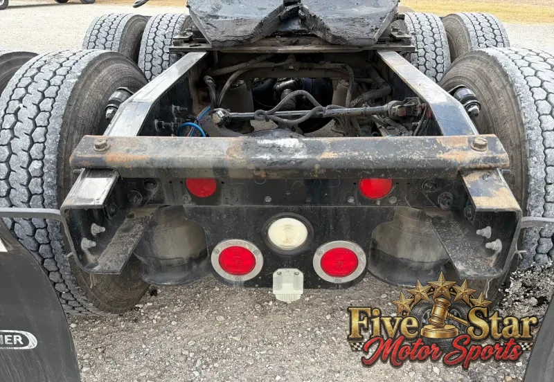 2020 Freightliner Coronado glider kit photo 25