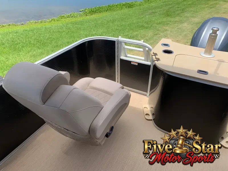 2018 Bennington 22 SSXP photo 17