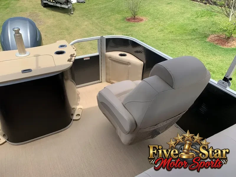2018 Bennington 22 SSXP photo 18