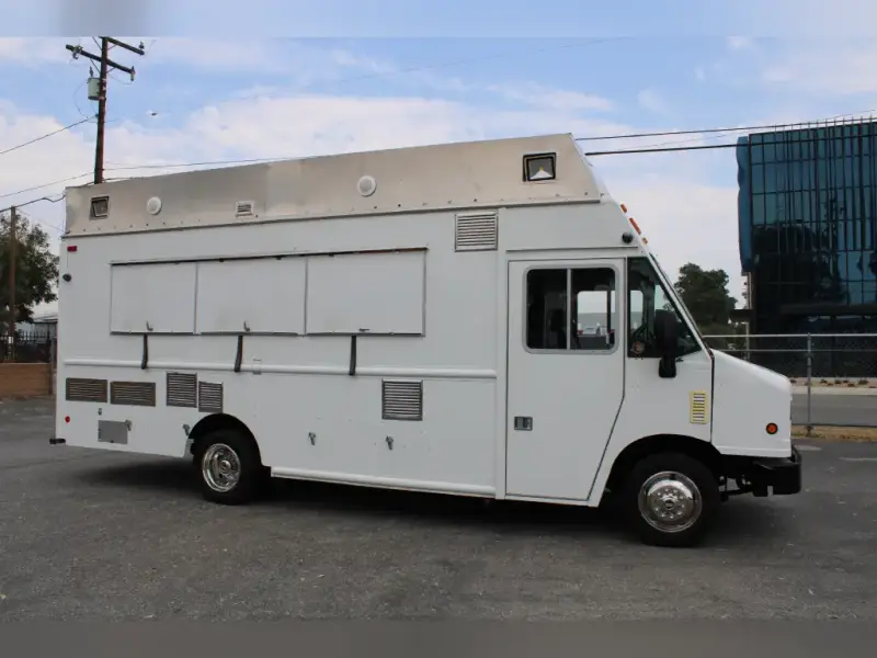 2013 Ford Catering Truck - Food Truck - E-550 Utilimaster 18 Ft Catering Step Van Food Truck For Sale photo 35
