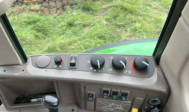 2015 JOHN DEERE 6125M photo 40
