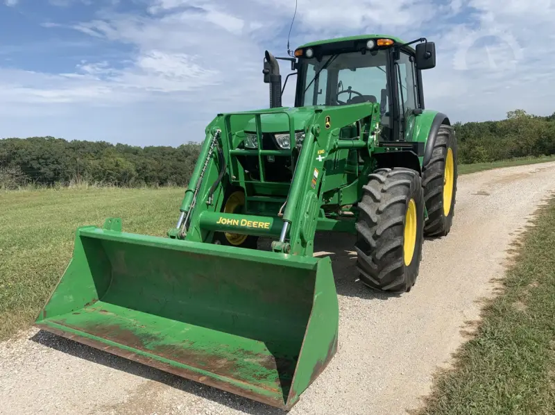 2015 JOHN DEERE 6125M photo 9