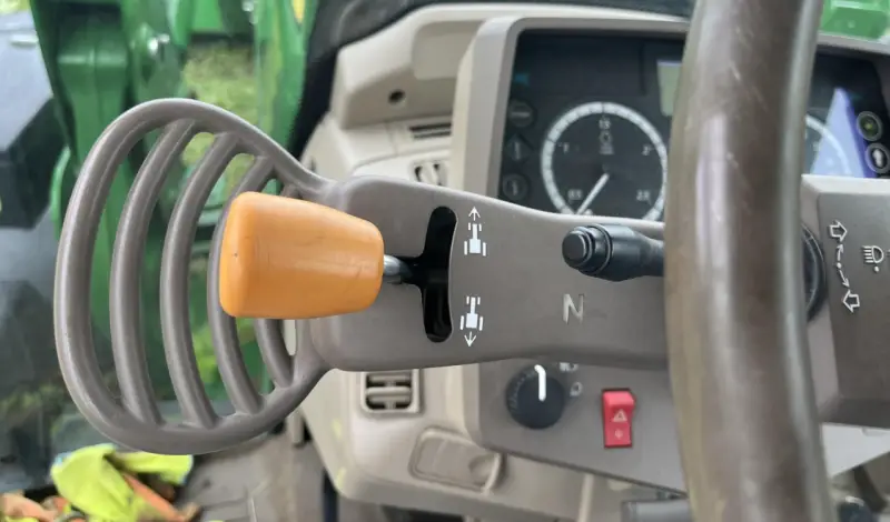 2015 JOHN DEERE 6125M photo 45