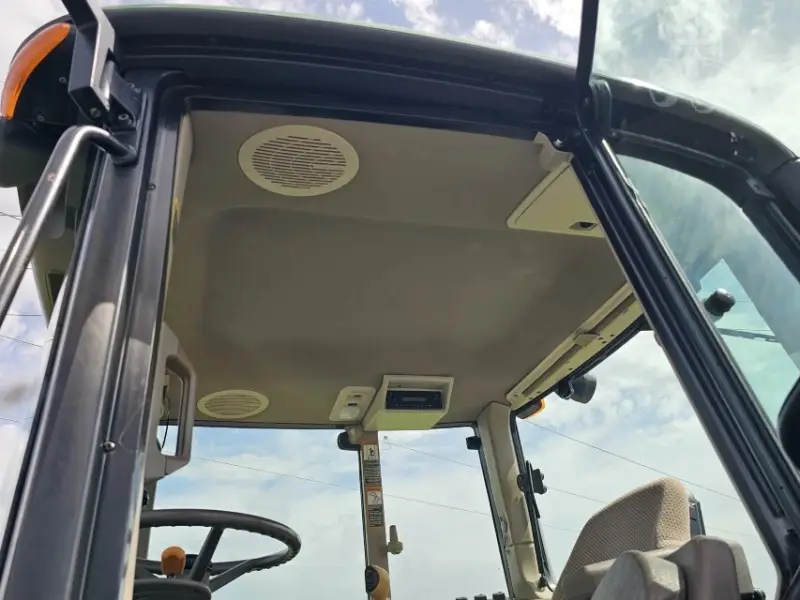 2014 John Deere 6125M photo 26