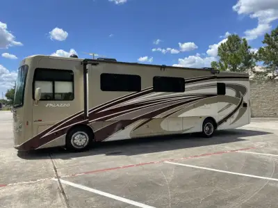 2016 Thor Motor Coach Palazzo 36.2