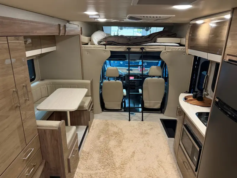 2019 Entegra Qwest 24L photo 57