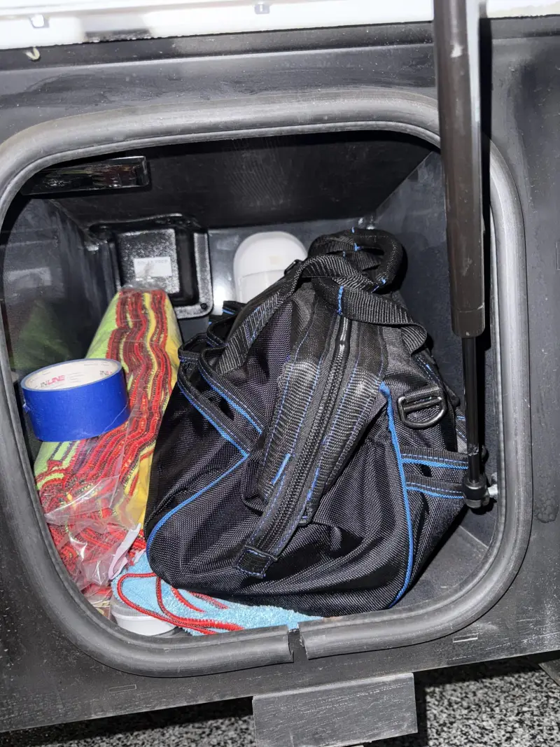2019 Entegra Qwest 24L photo 45