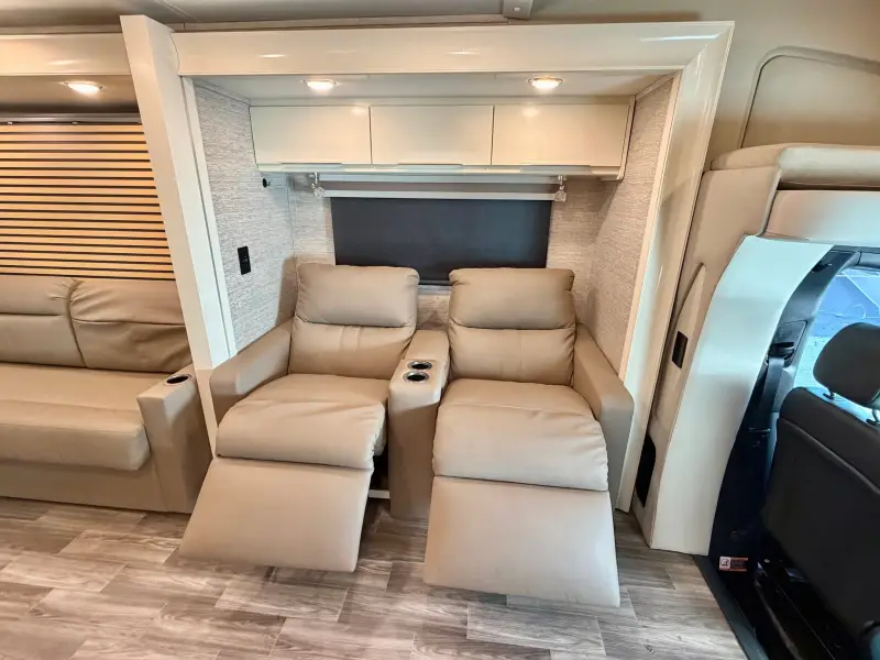 2020 Tiffin Wayfarer 25 RW photo 95