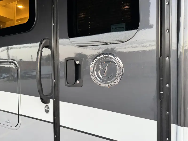 2020 Tiffin Wayfarer 25 RW photo 27