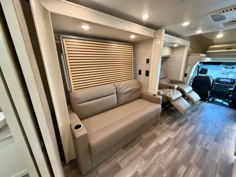 2020 Tiffin Wayfarer 25 RW photo 133