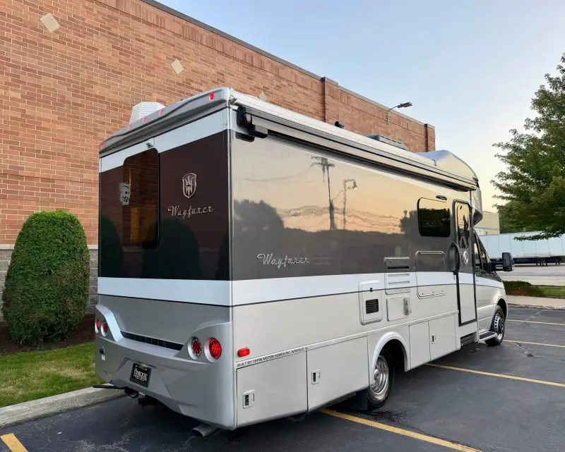 2020 Tiffin Wayfarer 25 RW photo 16