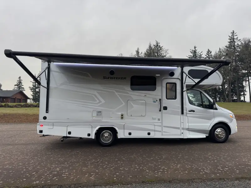 2022  Forest River Sunseeker MBS photo 24