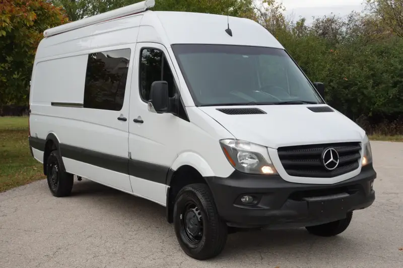 2015 Freightliner Sprinter 2500 4x4 photo 16