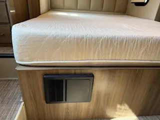 2019 Entegra Qwest 24K photo 121