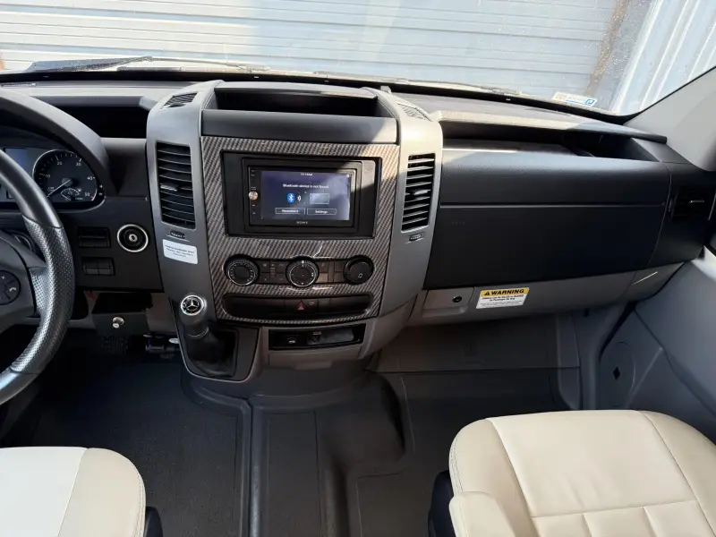 2019 Entegra Qwest 24K photo 40
