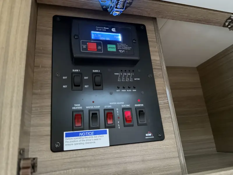 2019 Entegra Qwest 24K photo 82