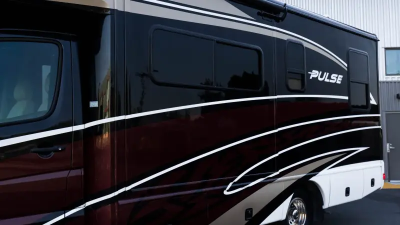 2017 Fleetwood Pulse 24A Conversion photo 13