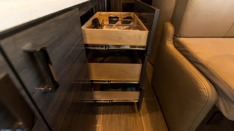 2017 Fleetwood Pulse 24A Conversion photo 73