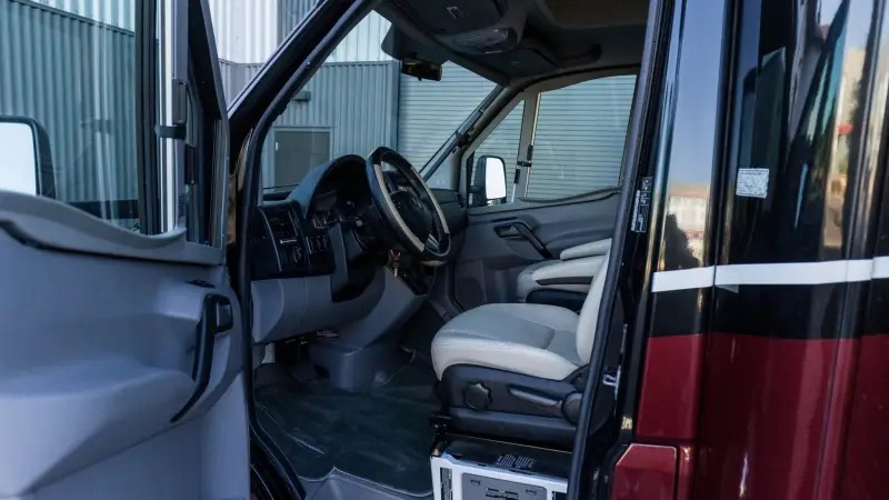 2017 Fleetwood Pulse 24A Conversion photo 41