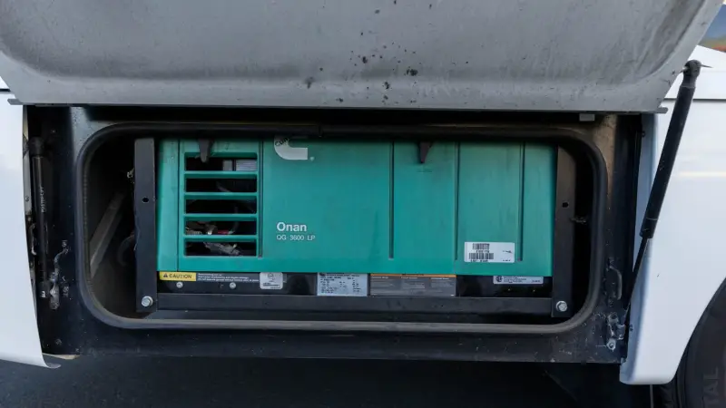 2017 Fleetwood Pulse 24A Conversion photo 29