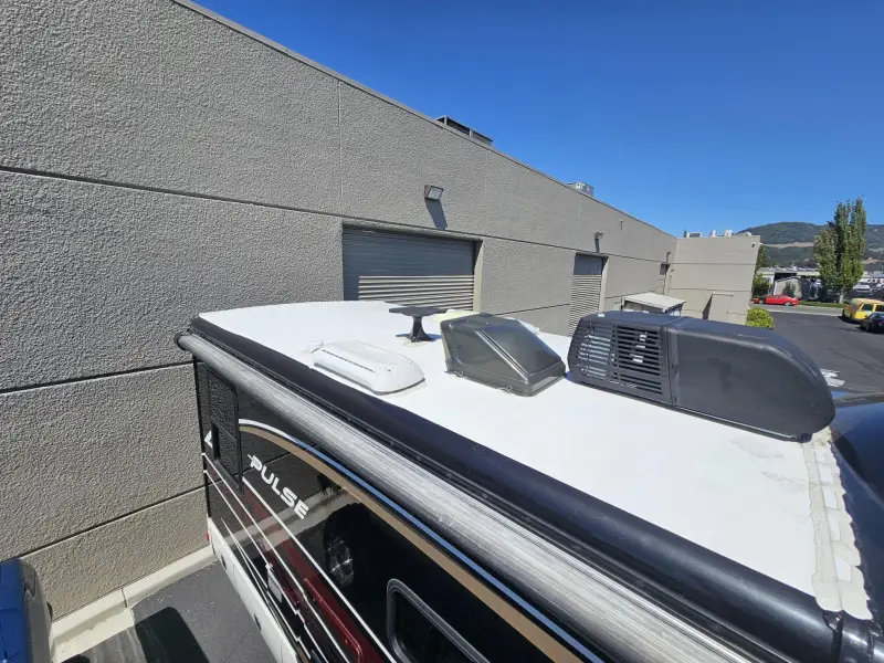 2017 Fleetwood Pulse 24A Conversion photo 125