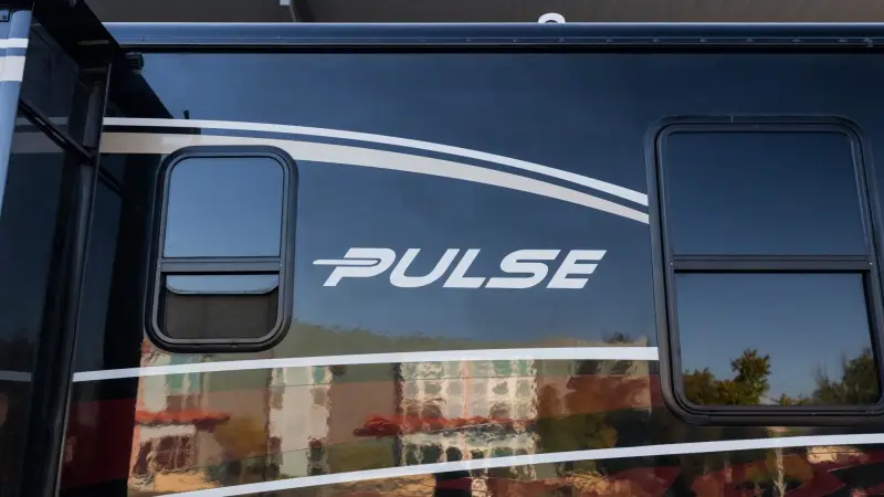 2017 Fleetwood Pulse 24A Conversion photo 19