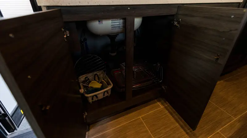 2017 Fleetwood Pulse 24A Conversion photo 72