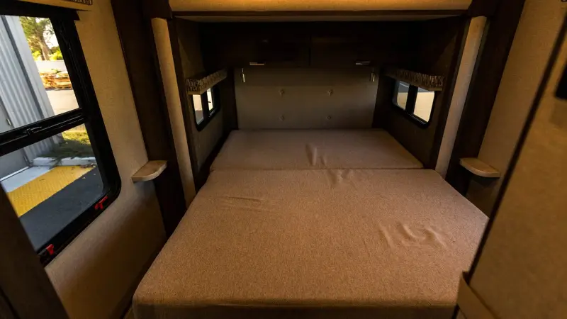 2017 Fleetwood Pulse 24A Conversion photo 82