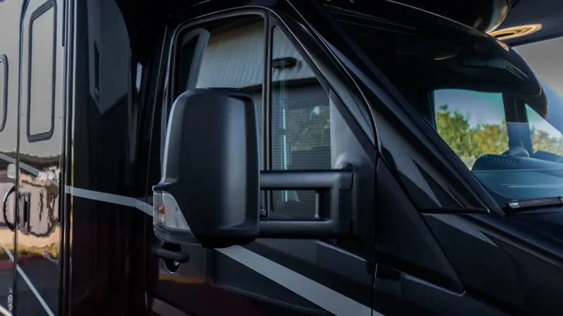 2017 Fleetwood Pulse 24A Conversion photo 33