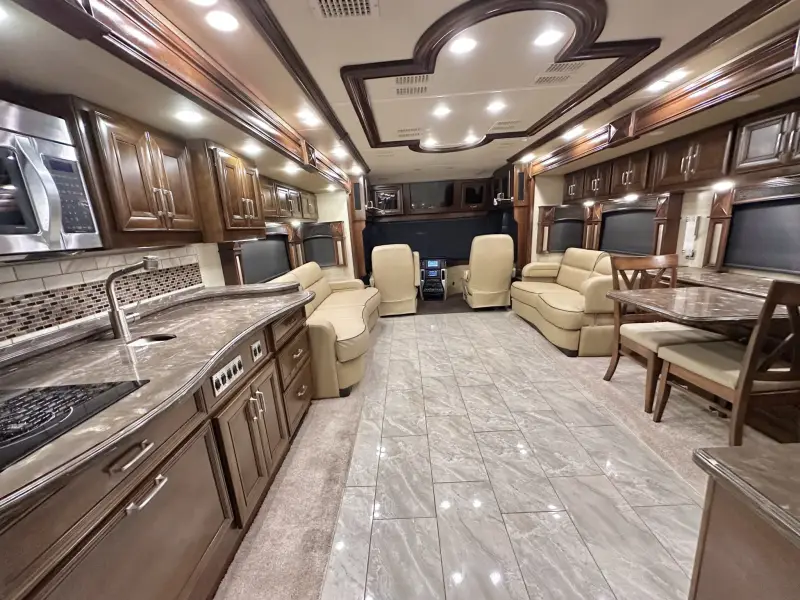 2015 American Revolution LE 42T Motorcoach photo 122
