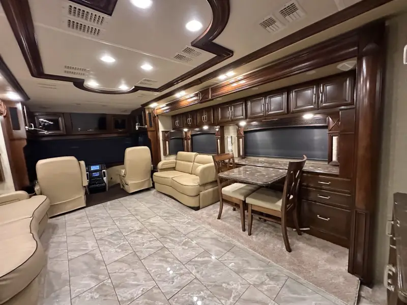 2015 American Revolution LE 42T Motorcoach photo 123