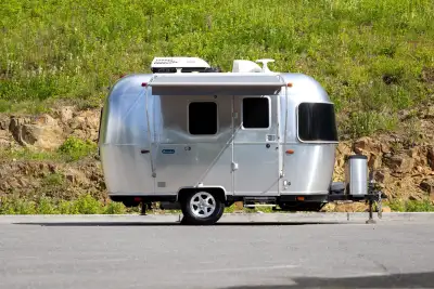 2021 Airstream Bambi 16′ Travel Trailer