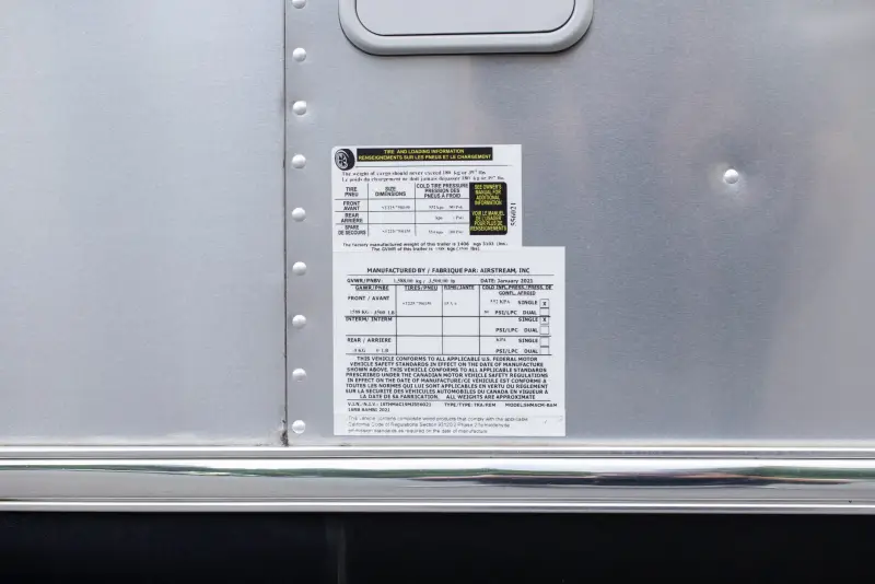 2021 Airstream Bambi 16′ Travel Trailer photo 47