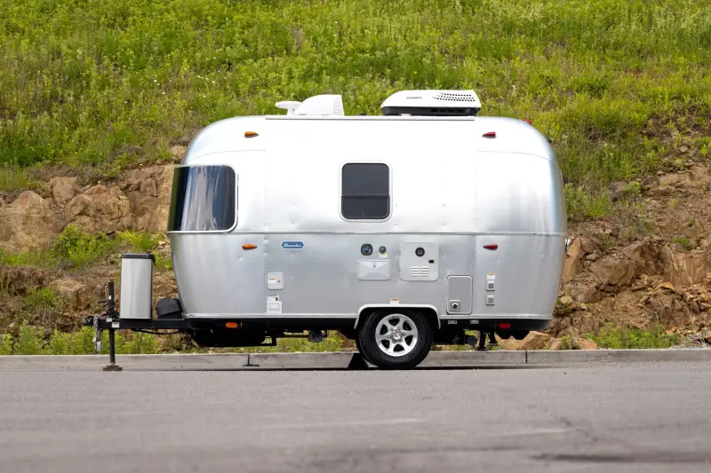 2021 Airstream Bambi 16′ Travel Trailer photo 6