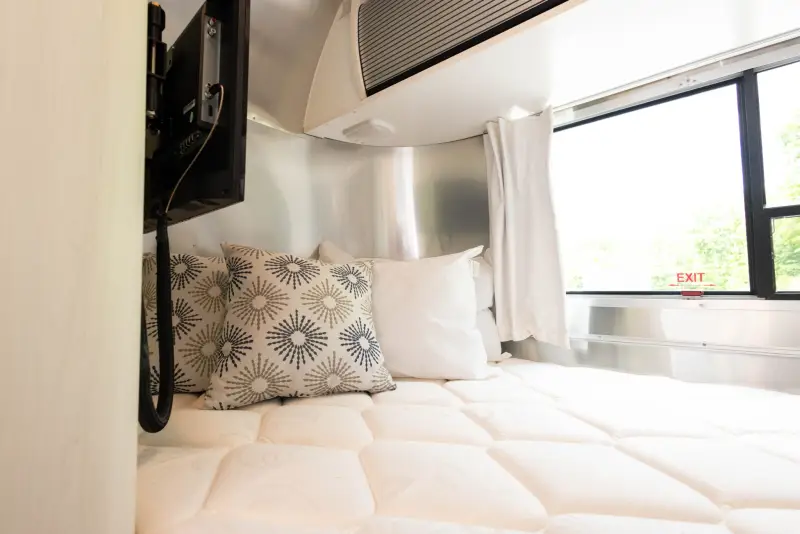 2021 Airstream Bambi 16′ Travel Trailer photo 63