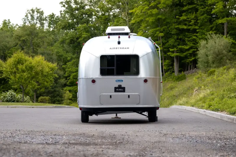2021 Airstream Bambi 16′ Travel Trailer photo 7