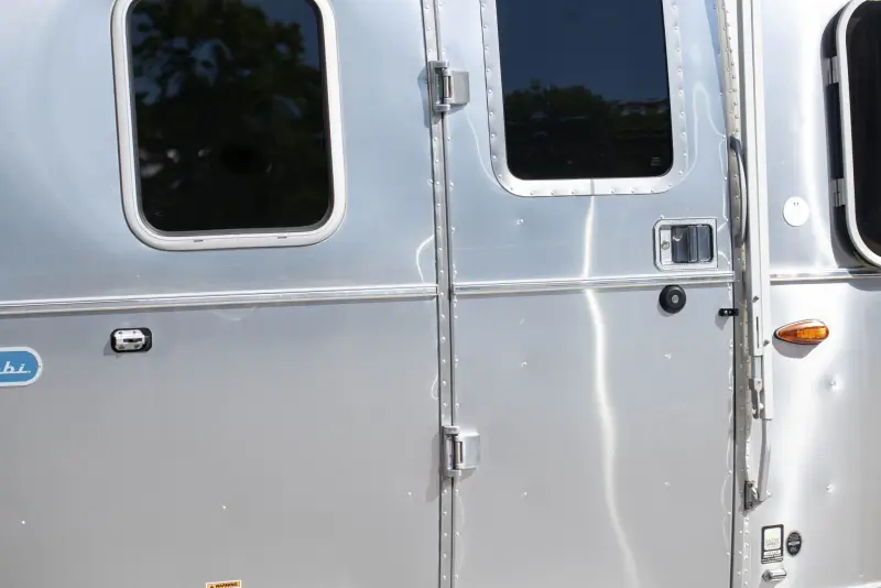 2021 Airstream Bambi 16′ Travel Trailer photo 18