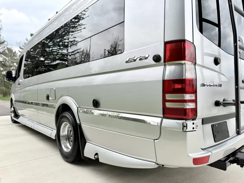 2019 Mercedes-Benz Sprinter 3500 Winnebago Era BM170X photo 23