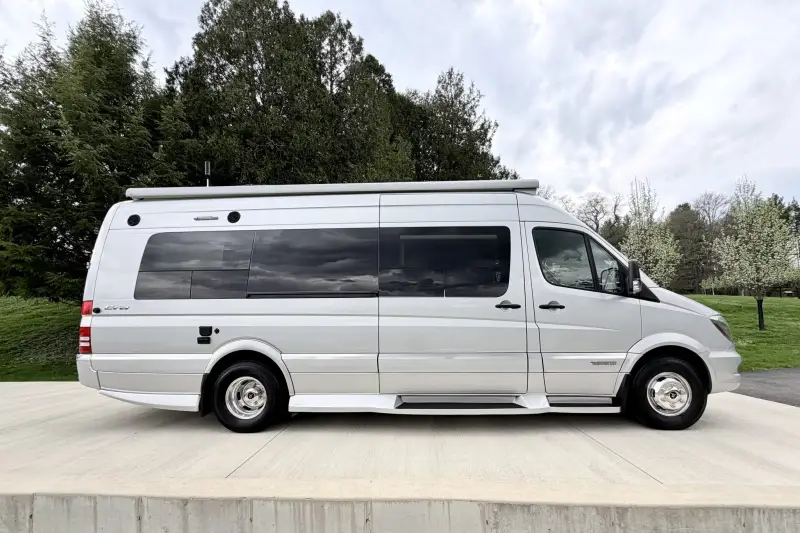 2019 Mercedes-Benz Sprinter 3500 Winnebago Era BM170X photo 9