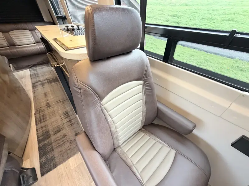 2019 Mercedes-Benz Sprinter 3500 Winnebago Era BM170X photo 186