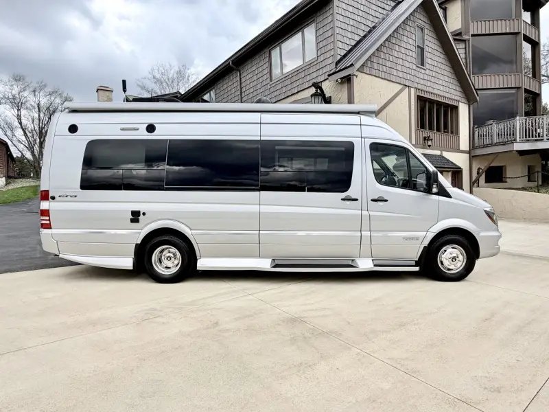 2019 Mercedes-Benz Sprinter 3500 Winnebago Era BM170X photo 8