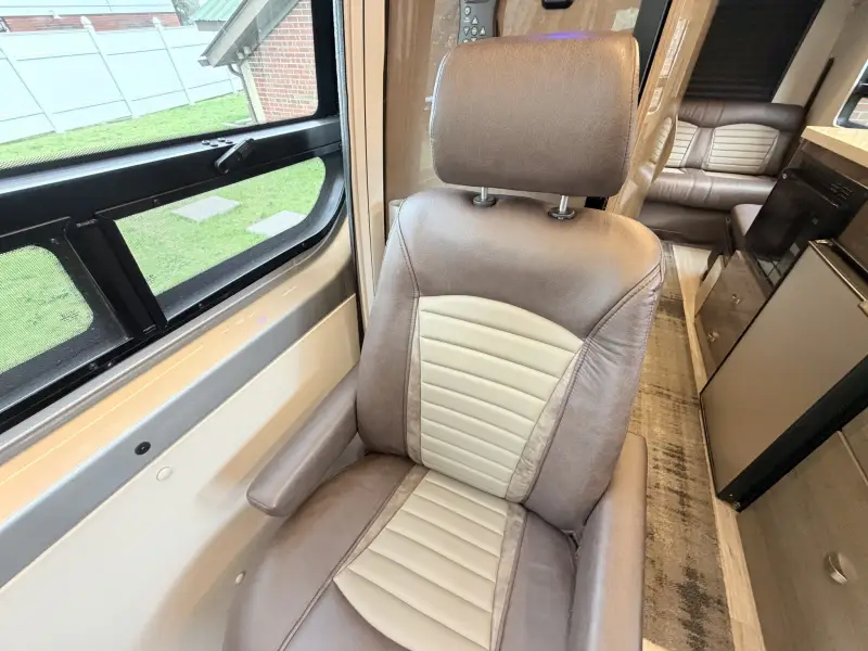 2019 Mercedes-Benz Sprinter 3500 Winnebago Era BM170X photo 188